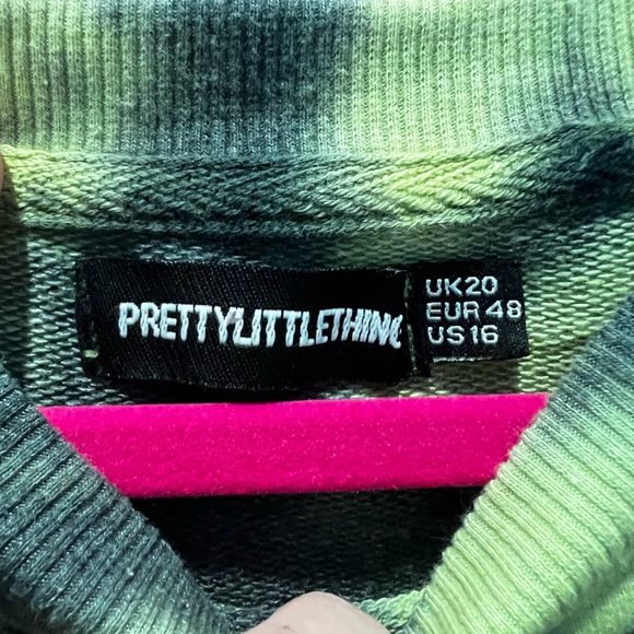 PRETTY LITTLE THING JOGGER AND MATCHING TIE DIE CUT OFF HOODIE - Picture 5 of 6